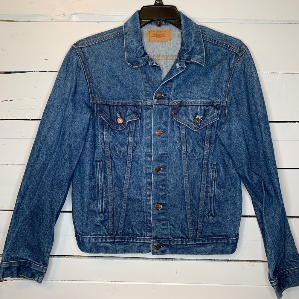 *LAST MARKDOWN* 80’s Vintage Levi’s Trucker Jacket Size 44L